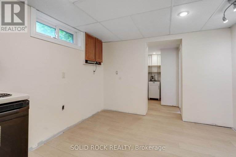 28538691/1135-maybank-street/parkway-park/ottawa/ontario/K2C2W7_31