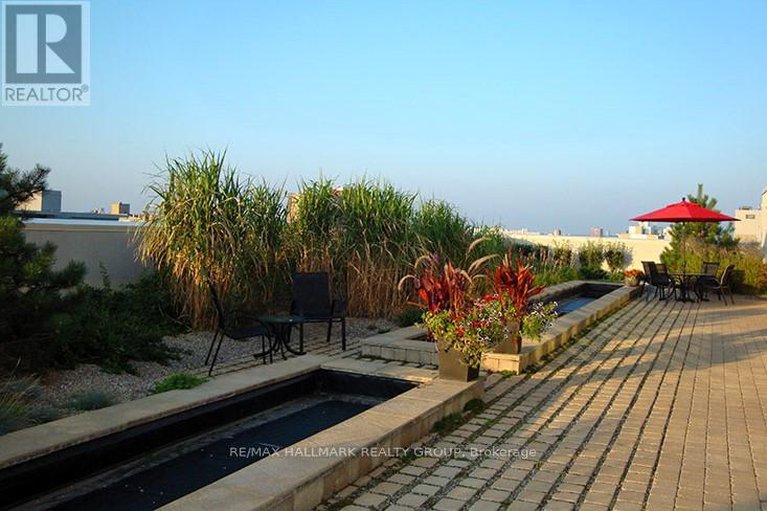 28879003/209-138-somerset-street-w/ottawa-centregolden-triangle/ottawa/ontario/K2P0A3_42