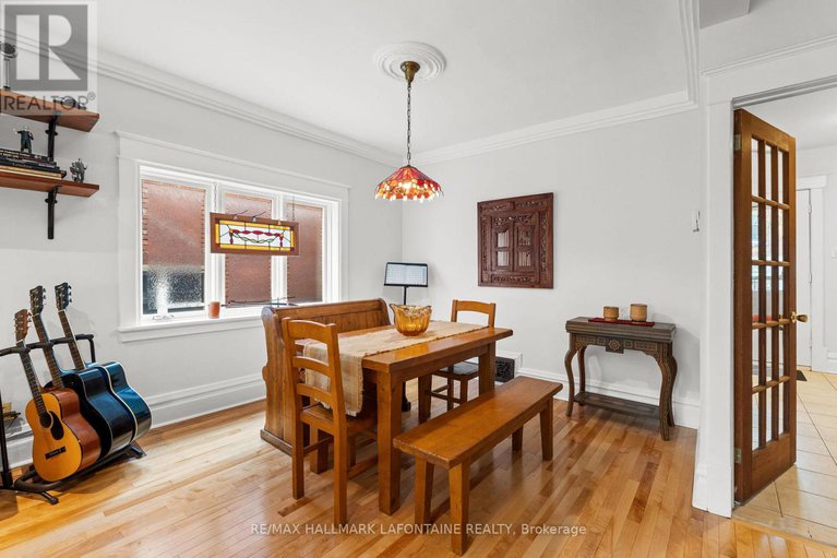 28286991/143-blackburn-avenue/sandy-hill/ottawa/ontario/K1N8A6_6