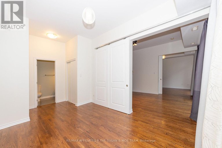 29121263/106-682-churchill-avenue-n/laurentianview/ottawa/ontario/K1Z5G5_26