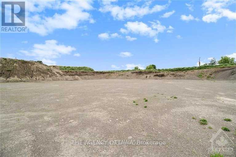 28633041/13243-thompson-road/north-dundas-winchester-twp/north-dundas/ontario/K0C2K0_6