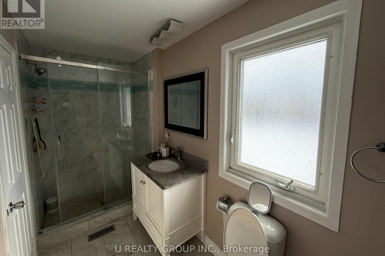 29408862/365-lefebvre-way/bilberry-creekqueenswood-heights/ottawa/ontario/K1E2W5_22