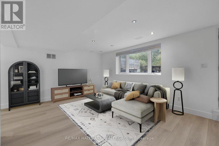 29068971/7-bachman-terrace/katimavik/ottawa/ontario/K2L1W2_33