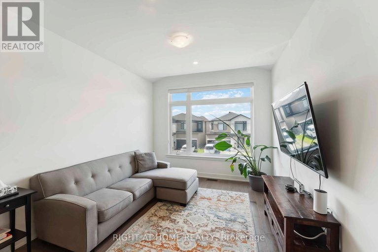 28616328/848-beckton-heights-s/stittsville-south/ottawa/ontario/K2S2X9_15
