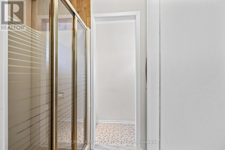 28295817/43-bluegrass-drive/bridlewood/ottawa/ontario/K2M1G2_20