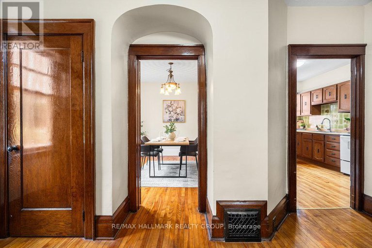 28741171/386-first-avenue/glebe/ottawa/ontario/K1S2H1_5
