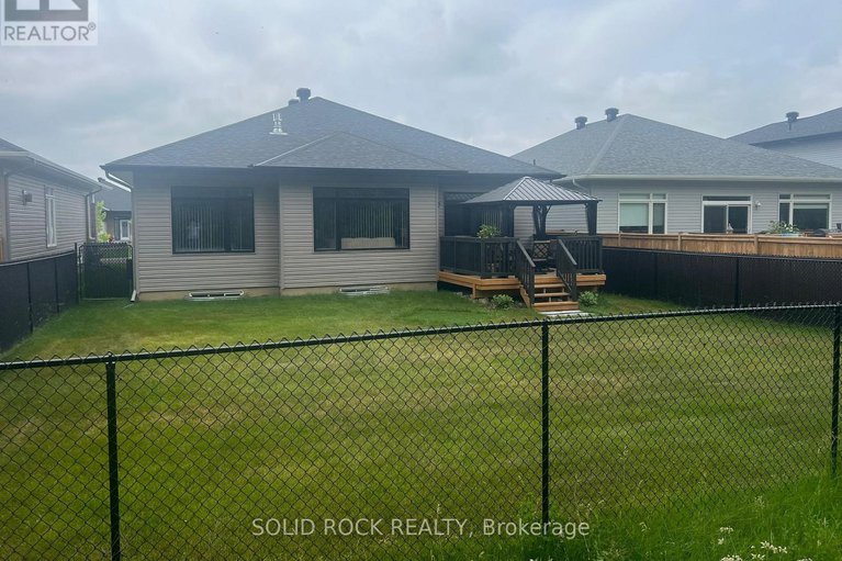 29198740/301-wood-avenue/smiths-falls/smiths-falls/ontario/K7A5H4_37