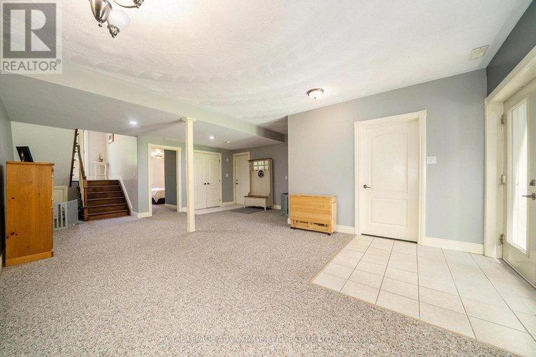 28753164/334-station-road/drummondnorth-elmsley-north-elmsley-twp/drummondnorth-elmsley/ontario/K7A4S4_27