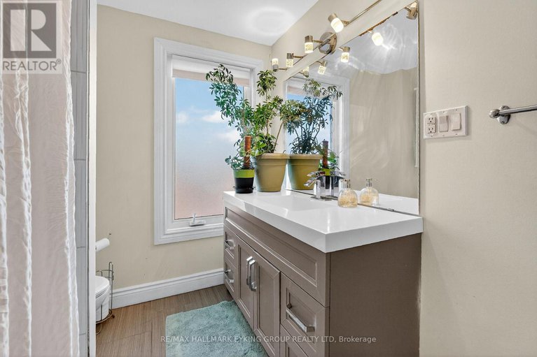 29121974/1762-scott-street/ottawa-west/ottawa/ontario/K1Y2N6_41