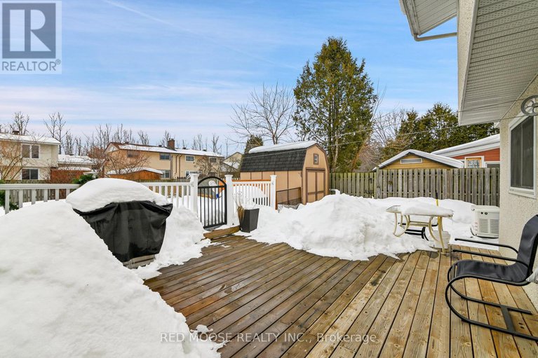 29375866/110-woodfield-drive/tanglewood/ottawa/ontario/K2G0A3_26