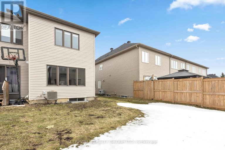 29454147/320-lipizzaner-street/stittsville-south/ottawa/ontario/K2S0X9_39