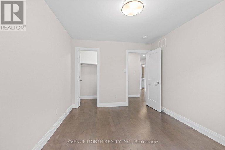 28810871/463-dawson-avenue/westborohampton-park/ottawa/ontario/K1Z5V6_26