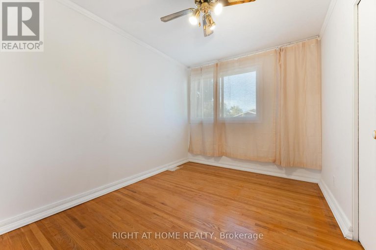 28894364/2221-circle-place/elmvale-acresurbandale/ottawa/ontario/K1G3E2_21