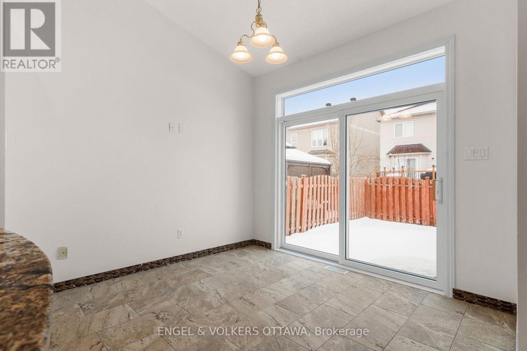 29256000/28-camberley-street/barrhaven-east/ottawa/ontario/K2G6W2_17