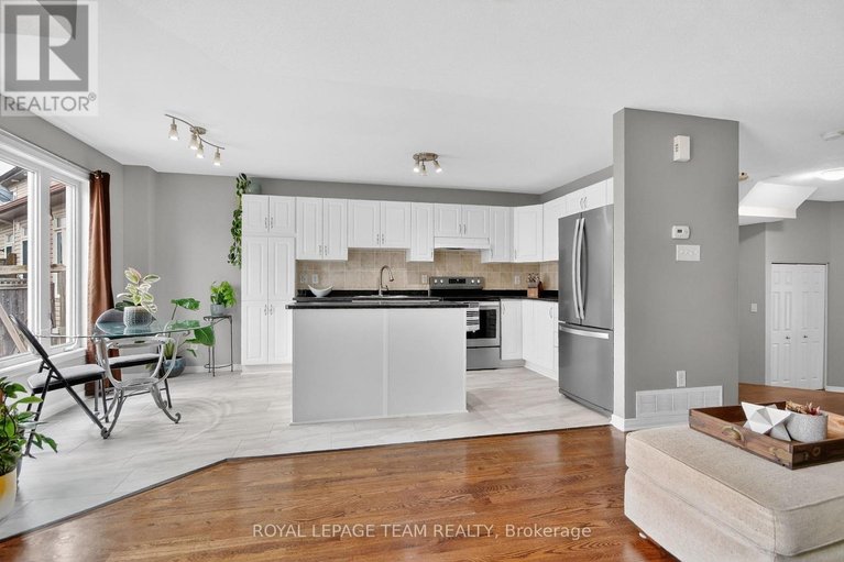 29473876/353-brigitta-street/emerald-meadowstrailwest/ottawa/ontario/K2S0H9_13