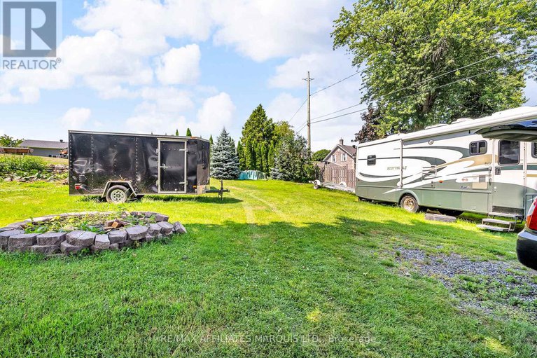 28599755/6796-st-louis-point-road/south-glengarry-charlottenburgh-twp/south-glengarry/ontario/K0C2E0_48