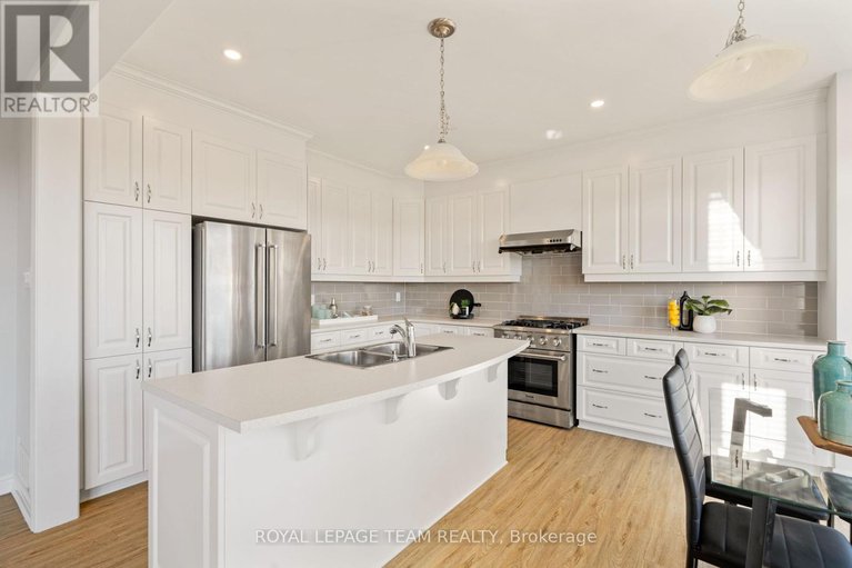 28951687/303-sweetclover-way/avalon-west/ottawa/ontario/K4A1E5_13