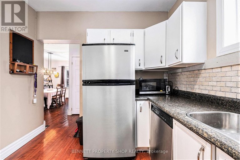 29099078/1134-ogrady-street/manotick-village-manotick-estates/ottawa/ontario/K4M1J3_6