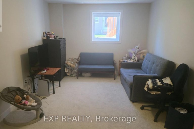 29635211/16-tenuto-lane/mer-bleuebradley-estatesanderson-park/ottawa/ontario/K1W0S4_19