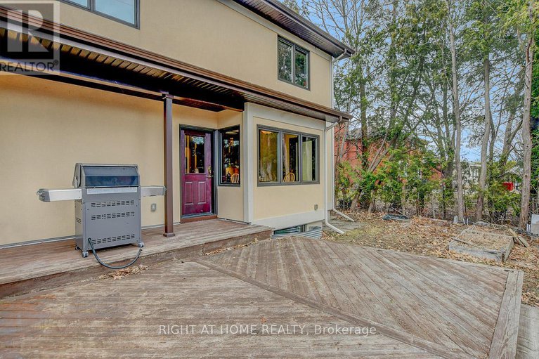 28184853/1271-field-street/bel-air-park/ottawa/ontario/K2C2P9_32