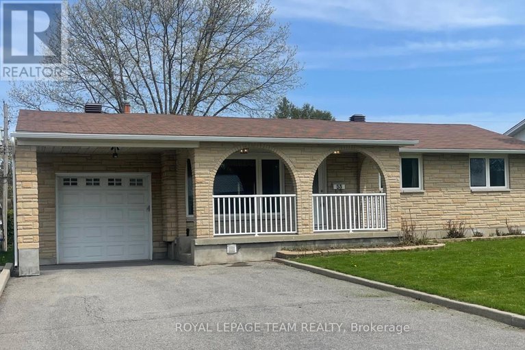 53 Viewmount Drive