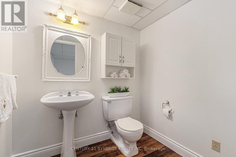 28641582/44-innesbrook-court/stittsville-central/ottawa/ontario/K2S1C7_16
