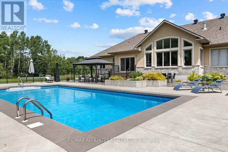 28632314/1610-linkland-court/cumberland-estates/ottawa/ontario/K4C0A5_45