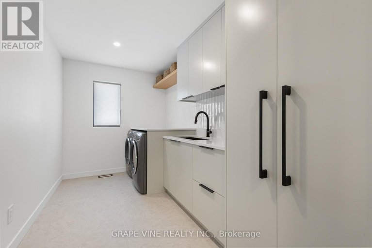 29642909/1108a-falaise-road/borden-farmstewart-farmcarleton-heightsparkwood-hills/ottawa/ontario/K2E6R2_38