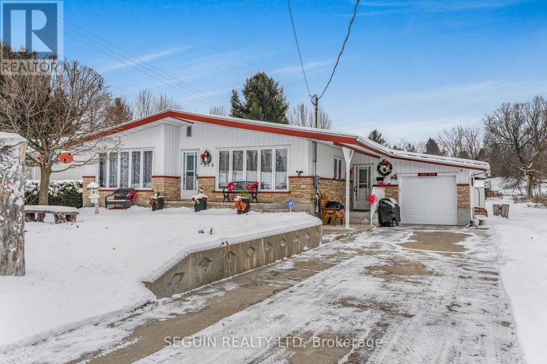 29159848/516-front-road/lorignal/champlain/ontario/K6A2T4_3