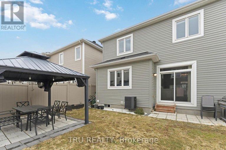 29605925/344-sweetclover-way/avalon-west/ottawa/ontario/K4A1E6_49