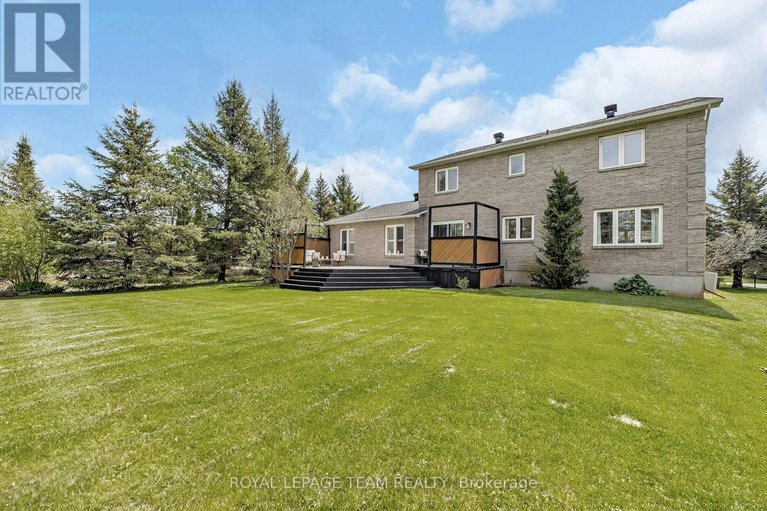 28330707/6891-twin-lakes-avenue/greely/ottawa/ontario/K4P1P1_40