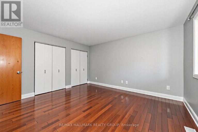 29013093/404-bouchard-street/russell-twp/russell/ontario/K4R1E5_17