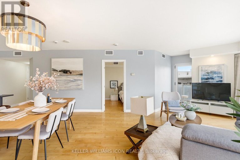 29504895/1301-195-besserer-street/sandy-hill/ottawa/ontario/K1N0B6_21