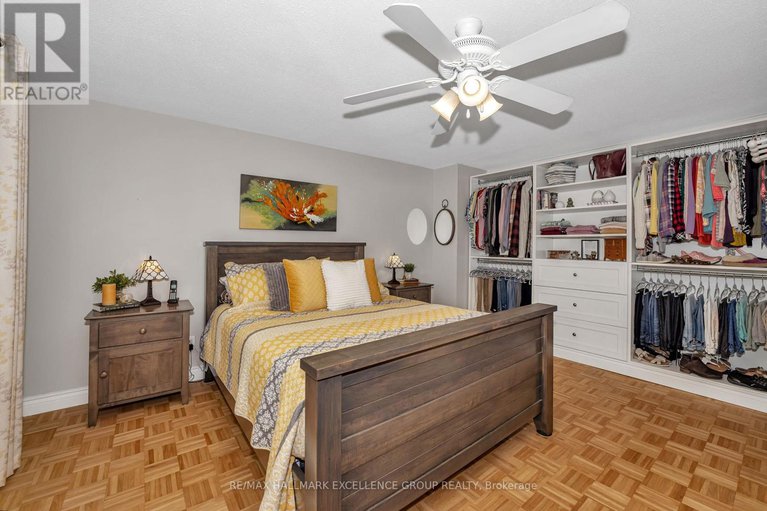 28418354/92-1643-du-sommet-place/chateauneuf/ottawa/ontario/K1C4Z9_22