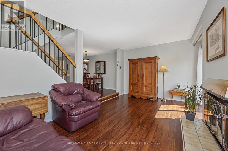 28836988/102f-valley-stream-drive/leslie-park/ottawa/ontario/K2H9E1_9