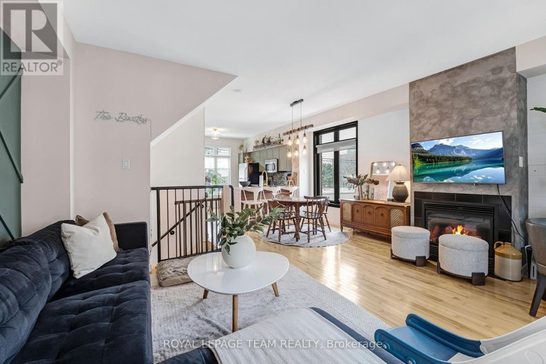 29577718/26-799-montreal-road-e/cfb-rockcliffe-and-area/ottawa/ontario/K1K0S9_17