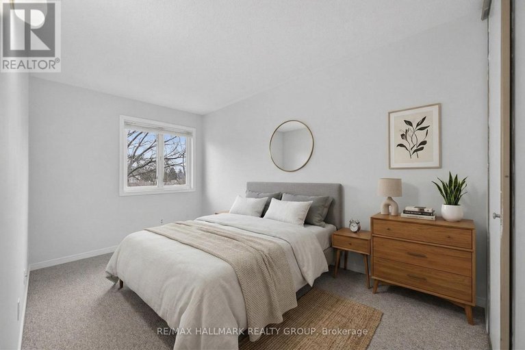 29595408/80-pickwick-drive/cedargrovefraserdale/ottawa/ontario/K2J3E2_30