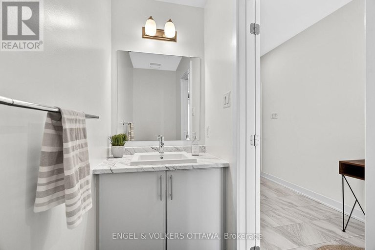 28268548/275-finsbury-avenue/stittsville-south/ottawa/ontario/K2S2Y2_7