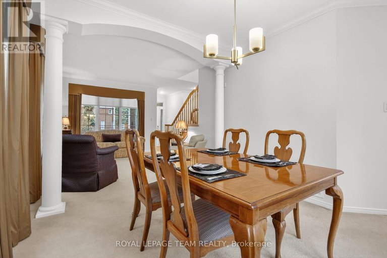 29471661/3113-apple-hill-drive-s/upper-hunt-club/ottawa/ontario/K1T3Z2_11