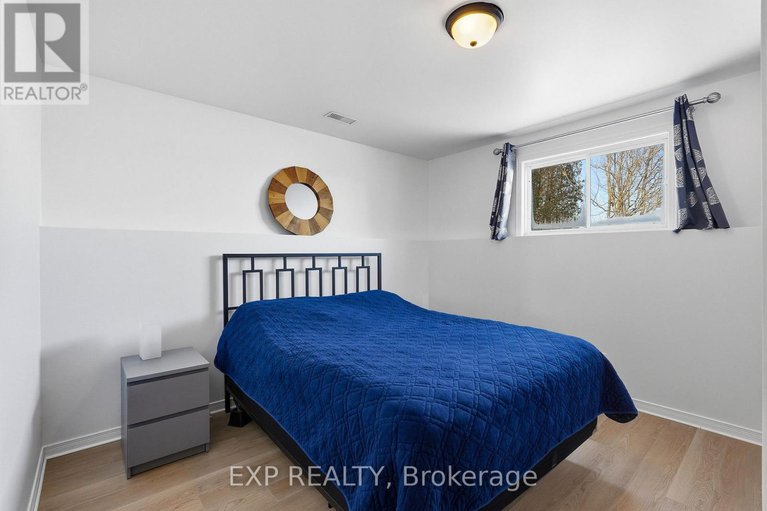 29432608/584-holmes-street/winchester/north-dundas/ontario/K0C2K0_19