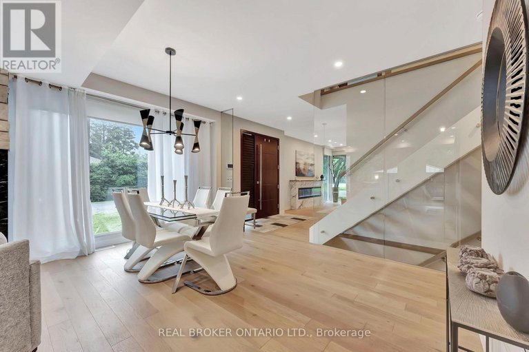 28733536/49-lotta-avenue/meadowlandsst-claire-gardens/ottawa/ontario/K2G2B4_12