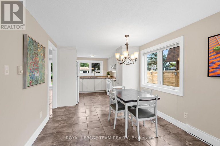 29064420/1119-firefly-lane/manotick-south-to-roger-stevens/ottawa/ontario/K4M0T6_14