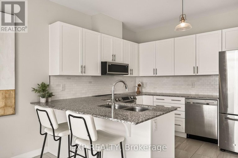 29683862/909-lesage-way/orleans-village/ottawa/ontario/K1W0M8_16