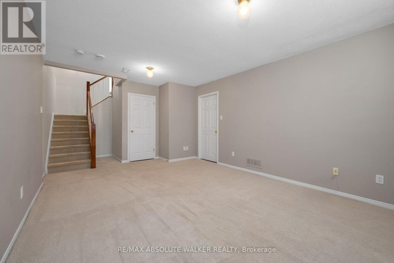 28707835/124-forestcrest-street/chapel-hill/ottawa/ontario/K1C7R3_35