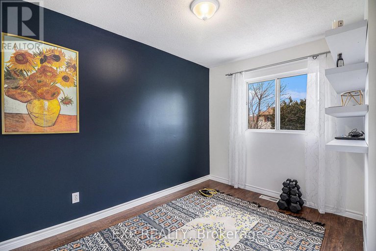 28612446/302-cote-royale-crescent/bilberry-creekqueenswood-heights/ottawa/ontario/K1E3L7_19