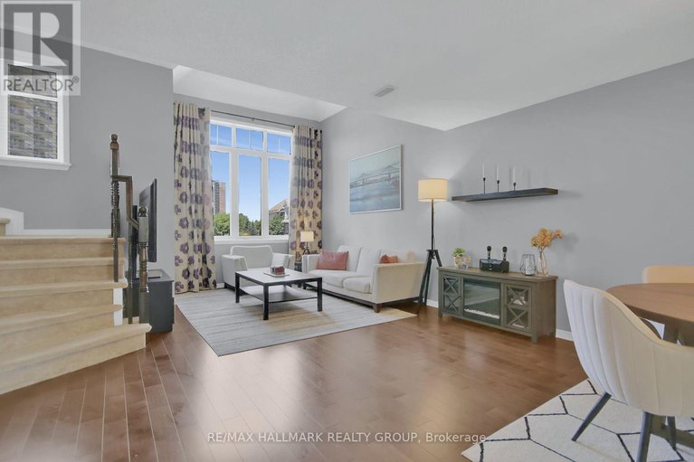 28565697/9-671-reardon-private/heron-gateindustrial-park/ottawa/ontario/K1V2K8_6