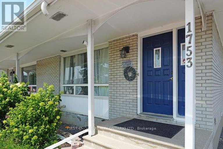 28977571/1753-heron-road/urbandale-acres/ottawa/ontario/K1V6A2_2