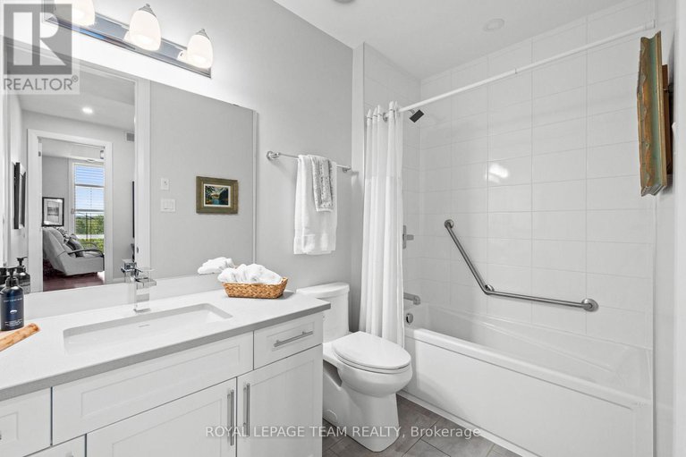 28762669/301-110-cortile-private/riverside-southgloucester-glen/ottawa/ontario/K1V2S8_25