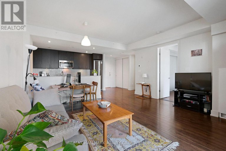 28811334/706-100-champagne-avenue-s/west-centre-town/ottawa/ontario/K1S4P4_6