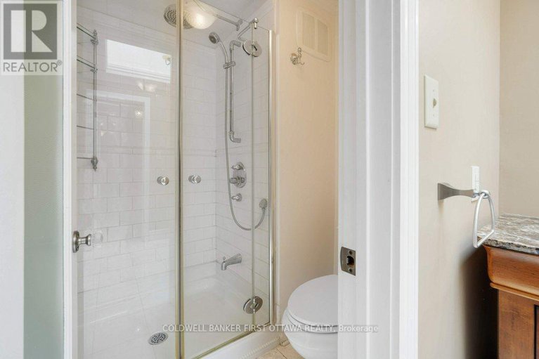 28976425/543-besserer-street/sandy-hill/ottawa/ontario/K1N6C6_22